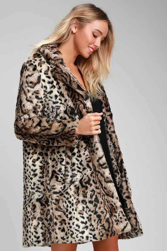 Uitgelezene BB Dakota Bradshaw - Leopard Faux Fur Coat - Leopard Print Coat JG-22