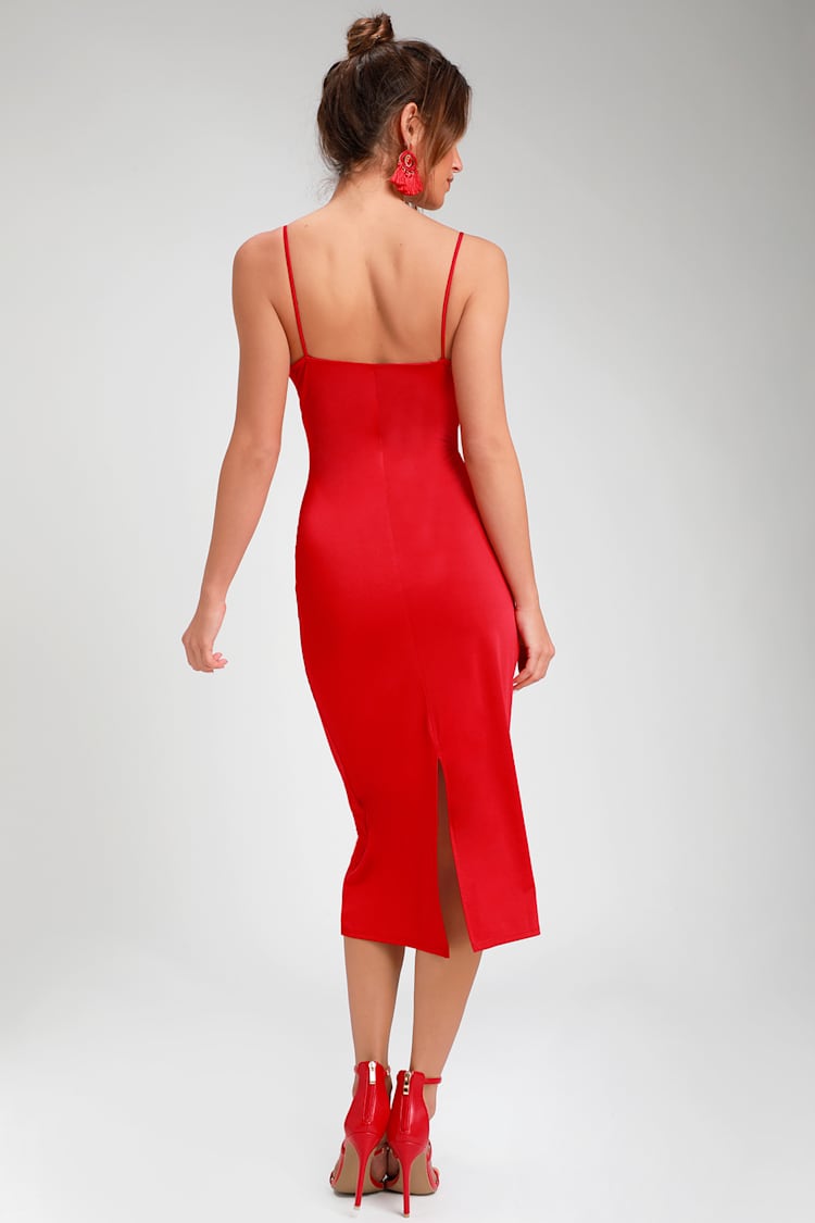 strapless open back dress Red maxi double-layered satin slip dress with V-neck – Serena Silueta main image 0