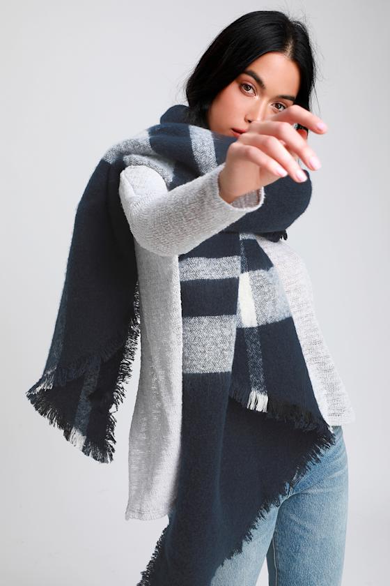 Carola Navy Blue Plaid Scarf 4