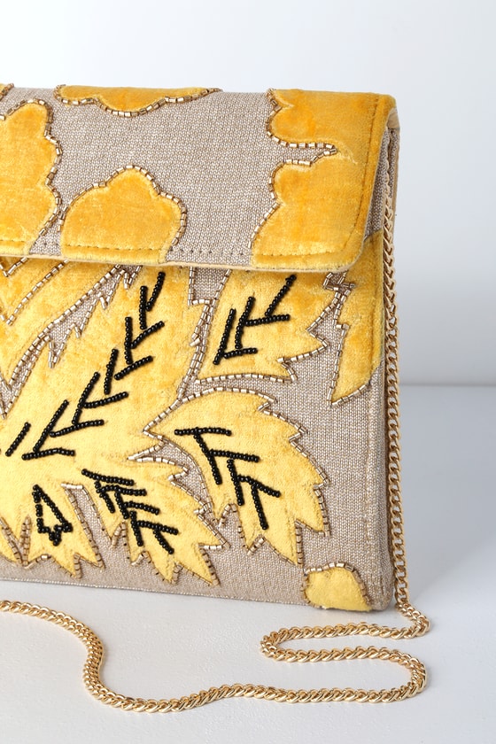 mustard color clutch