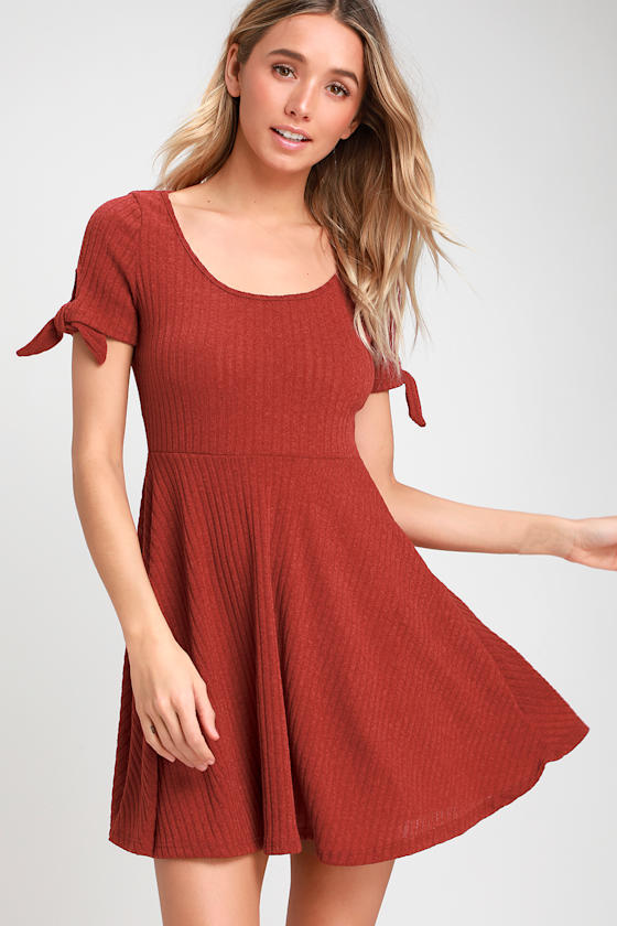 Knitted Short Skater Dress Red