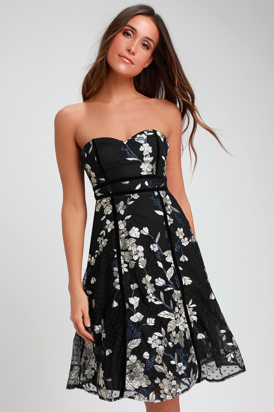 elston black floral embroidered bodycon dress
