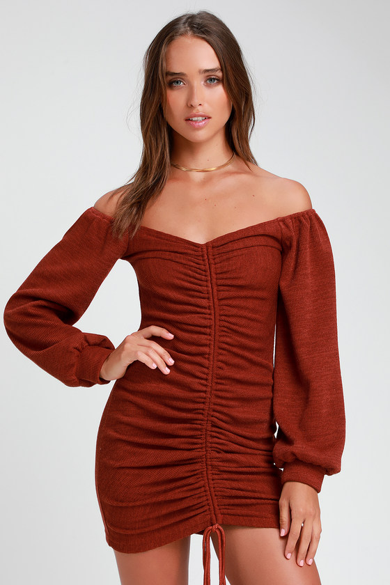 burnt orange ribbed balloon sleeve ruched midi dress