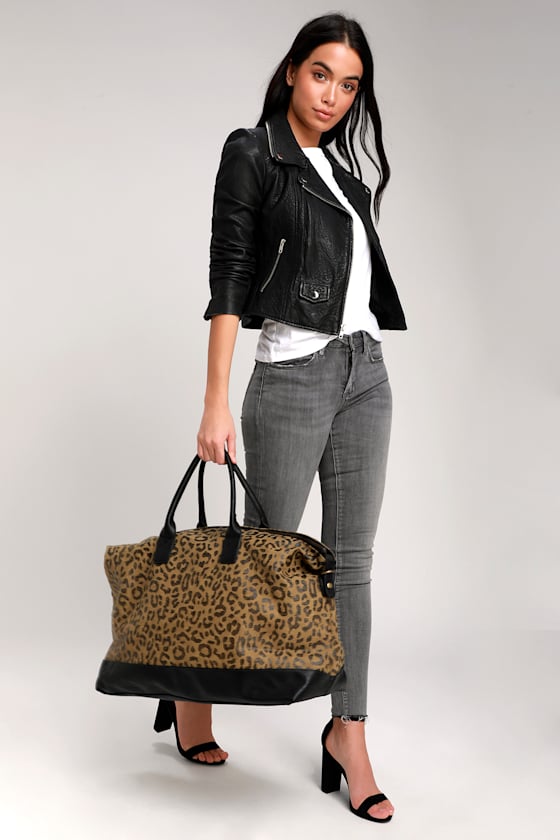 Global Traveler Beige and Black Leopard Print Weekender Bag 4