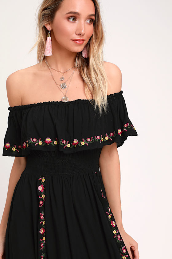 Wynnet Black Embroidered Off-the-Shoulder Midi Dress 2