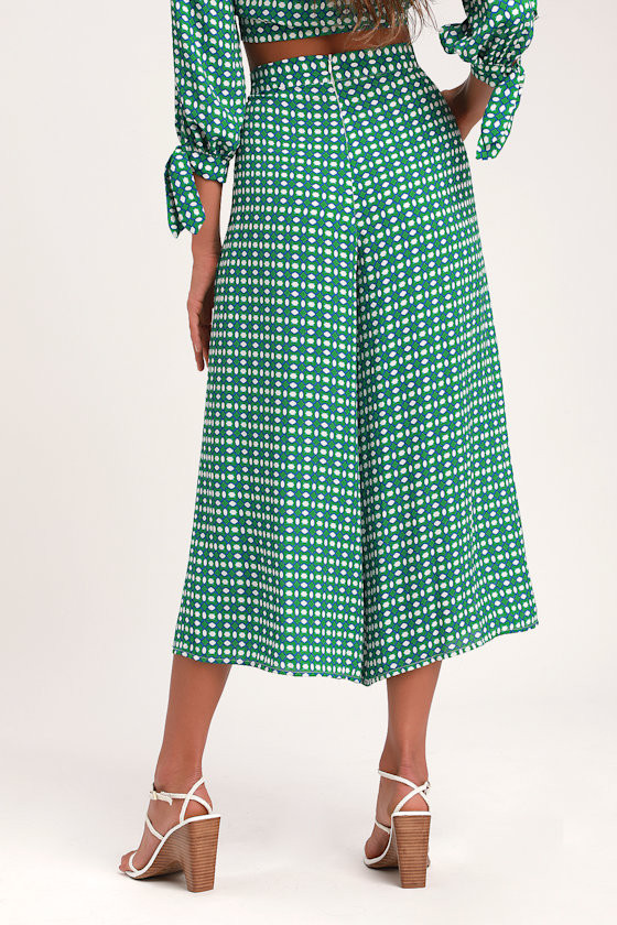 Stars in My Sky Green Print Culotte Pants 4