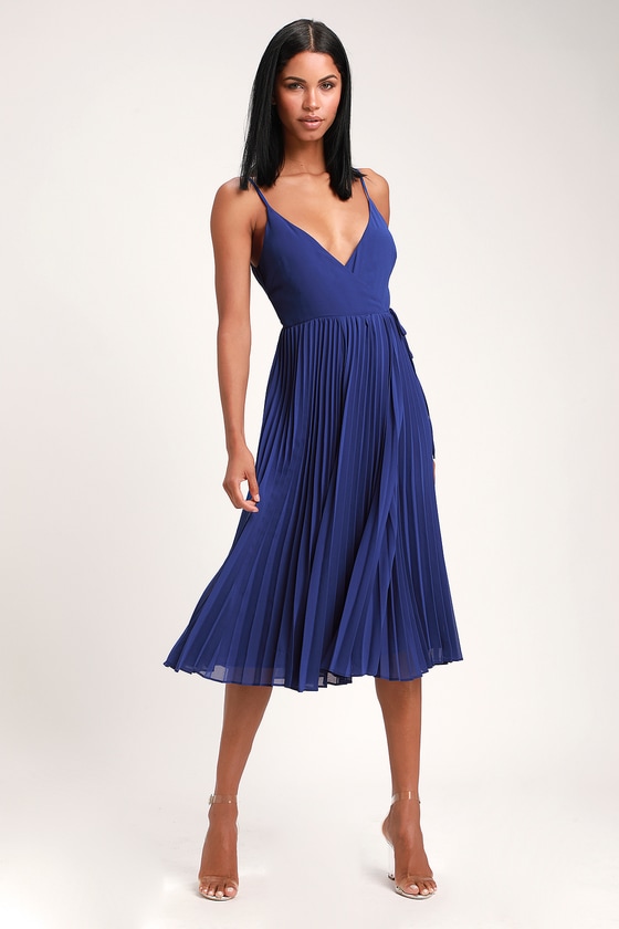 royal blue pleated dress