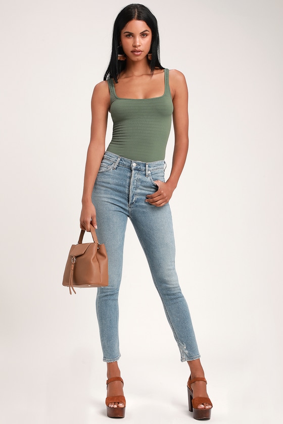 high rise light wash jeans