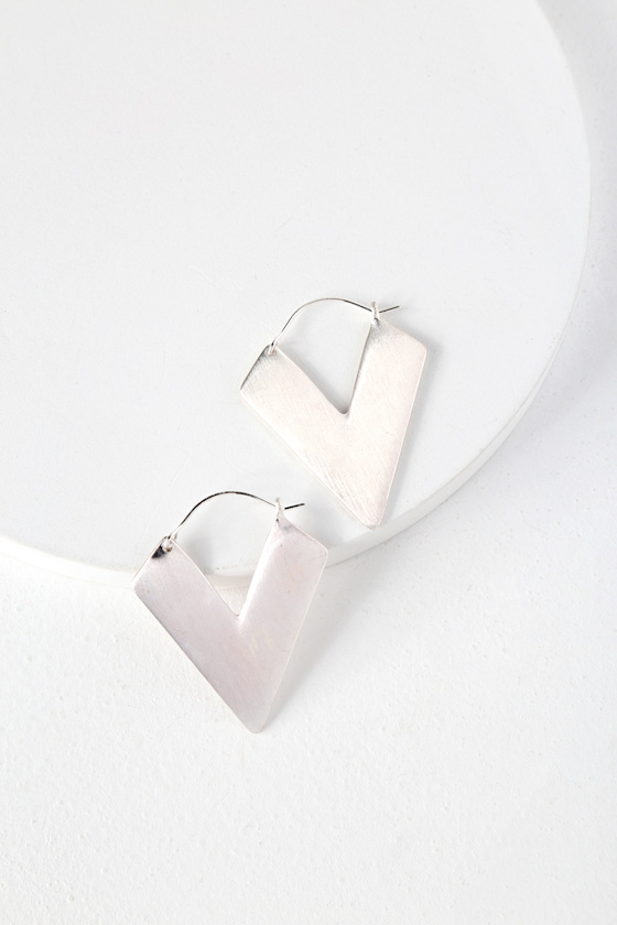 Melodious Moves Silver Earrings 4