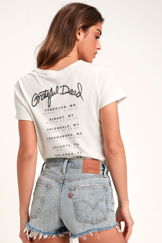 levi's 501 distressed denim shorts