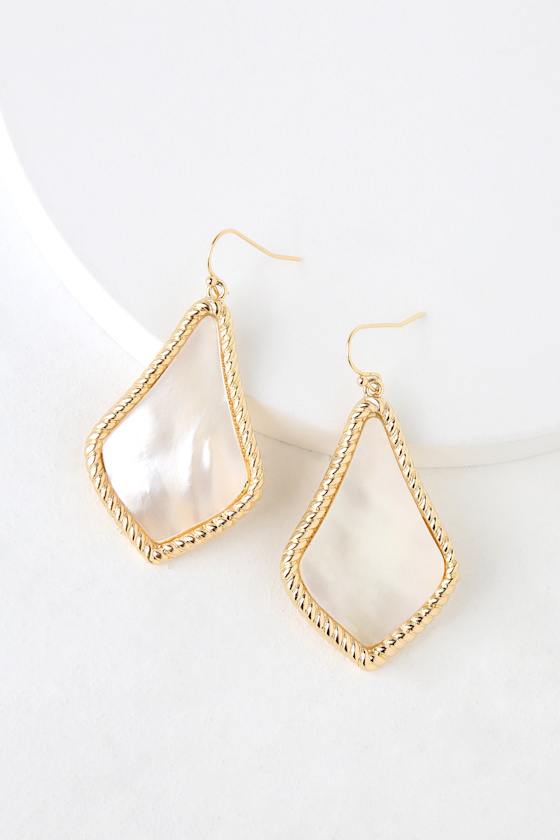 Seaside Treat Gold and Pearl Earrings 1