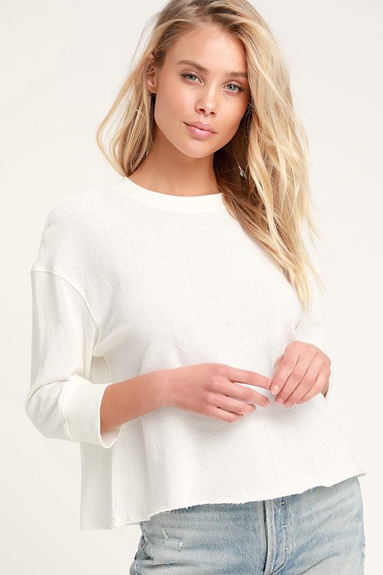 Williamsburg White Pullover Sweater 3