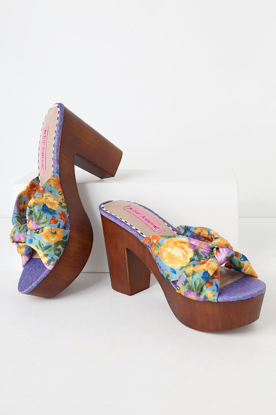betsey johnson rose flower wood clog sandals