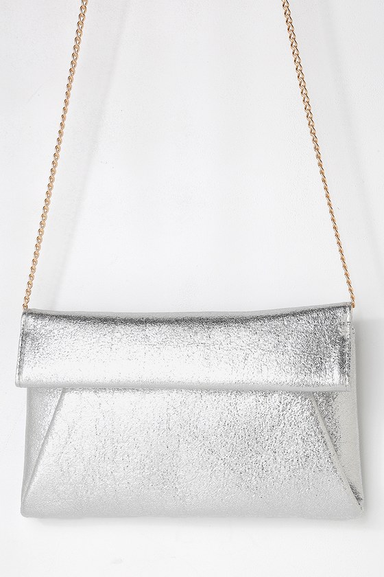 silver metallic clutch