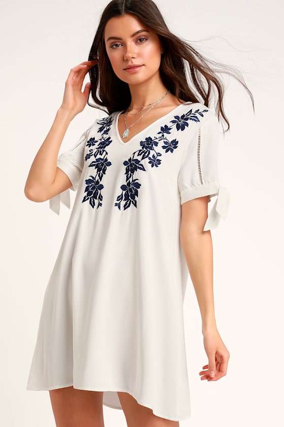 Ambrosia Navy Blue and White Embroidered Tie-Sleeve Shift Dress 4