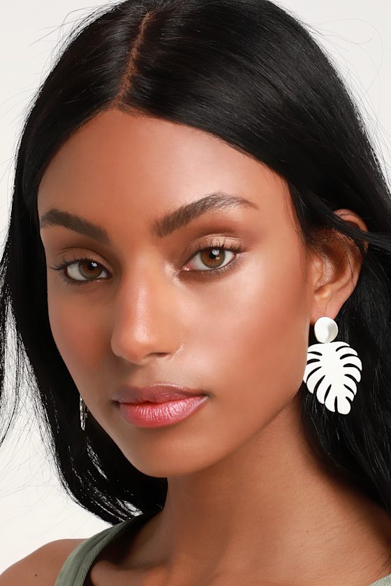 Monstera Magic Silver Leaf Earrings 1