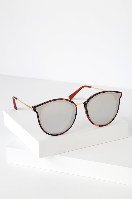 Out of Town Tortoise and Silver Mirrored Sunglasses 1