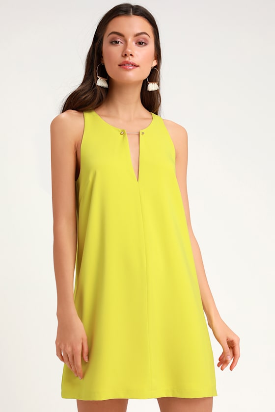 chic-chartreuse-dress-chartreuse-shift-dress-gold-bar-dress-lulus
