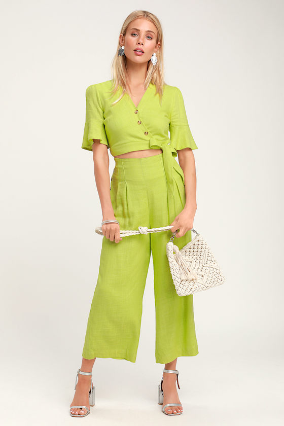 Cactus Bloom Lime Green Wrap Top 2