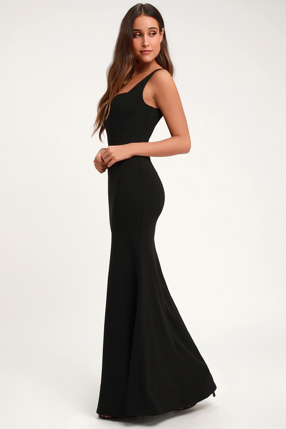 black gown