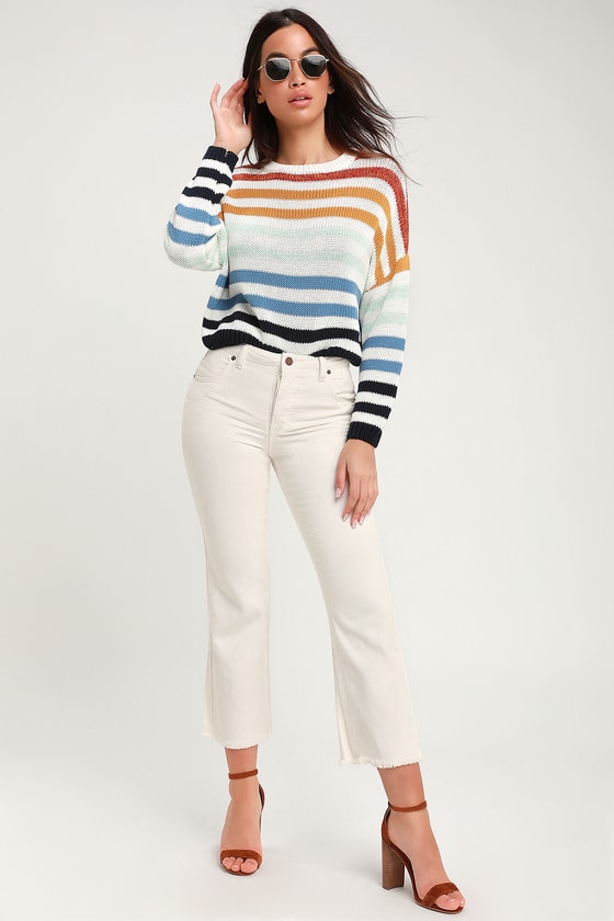 white cropped jeans