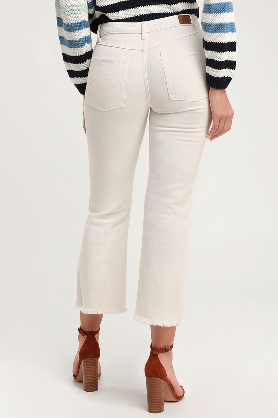 white cropped jeans