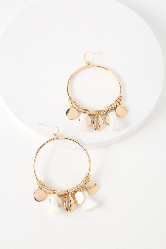 Beachy Queen Gold Cowrie Shell Tassel Earrings 1