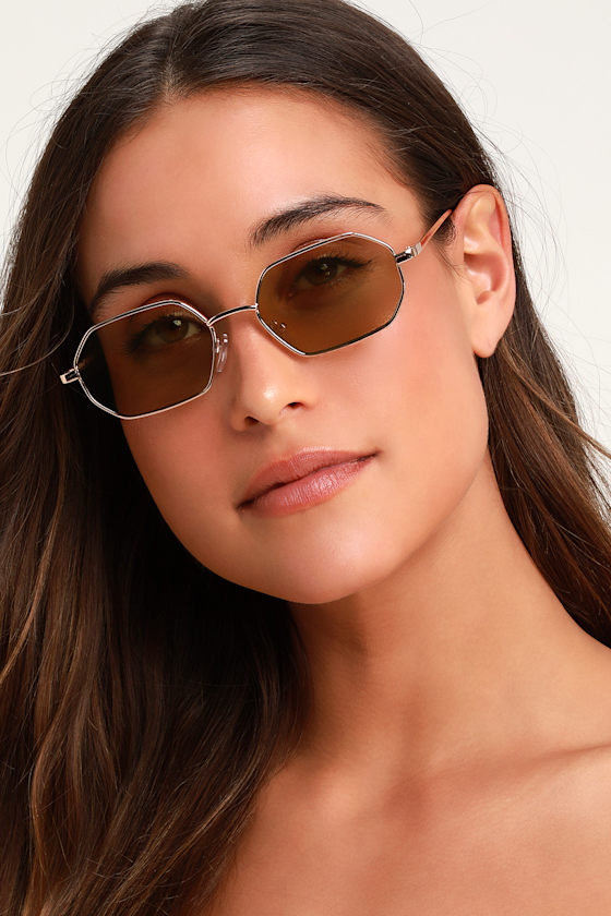 Tight Shoes Gold and Green Geometric Sunglasses 1