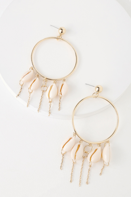 Sparkling Coast Gold Cowrie Shell 1