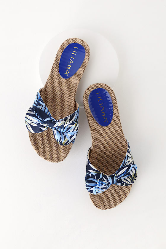 palm print sandals