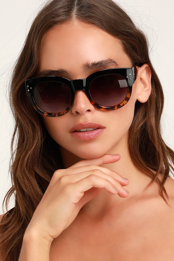 Cool Black and Tortoise Sunglasses - Round Sunglasses - Sunnies - Lulus