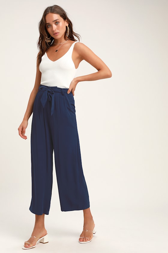 Sophisticated Navy Blue Tie-Waist Cropped Pants 1