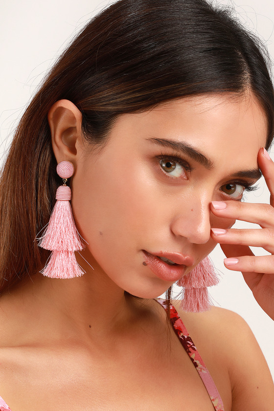 Dusty pink outlet tassel earrings