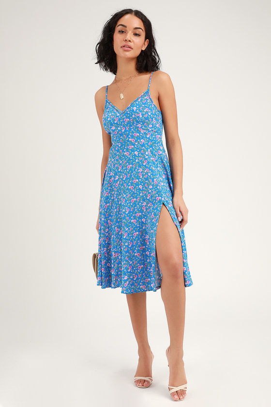 Esperanza Blue Floral Print Midi Dress