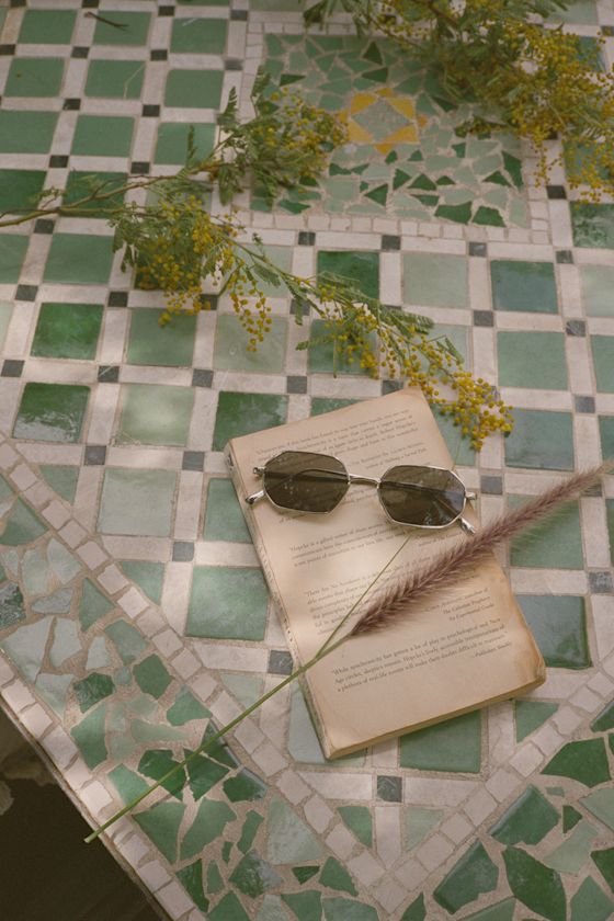 Tight Shoes Silver and Black Geometric Sunglasses 4