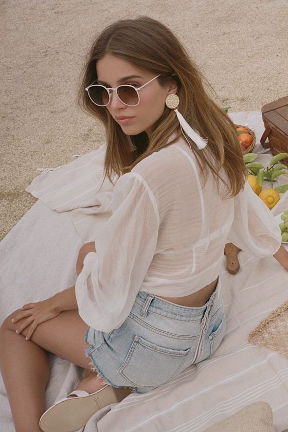 Winston Light Wash Front to Back Zipper Denim Cutoff Shorts 2