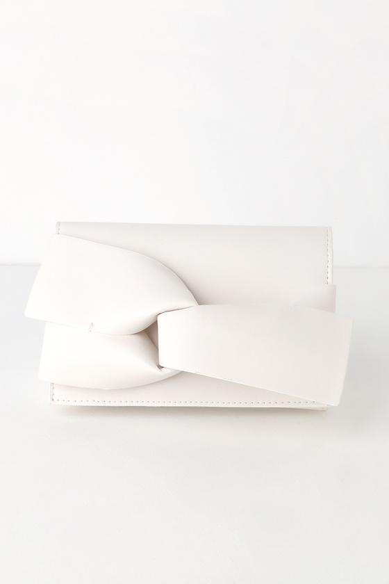 Audrey Ivory Knotted Clutch 2