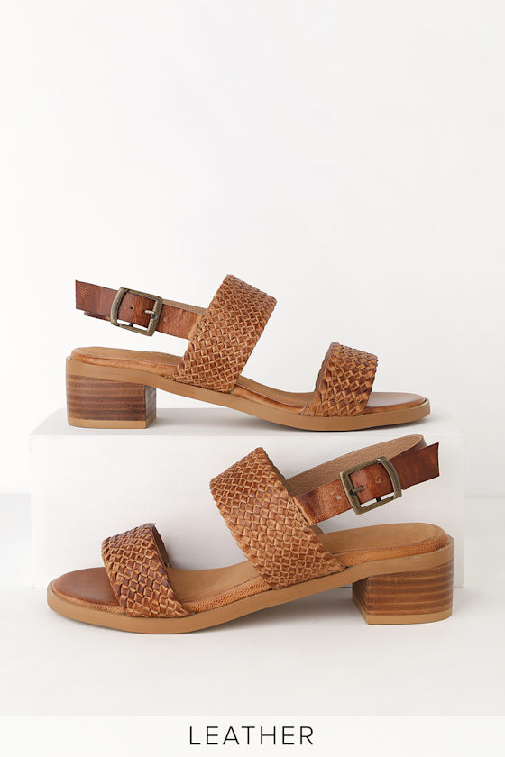 Bring It Back Tan Leather Sandals 2