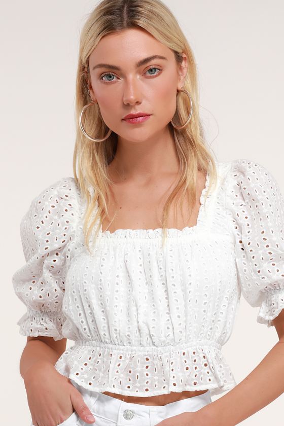 Aurora White Eyelet Lace Puff Sleeve Crop Top 2