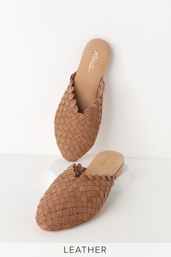 tan pointed mules