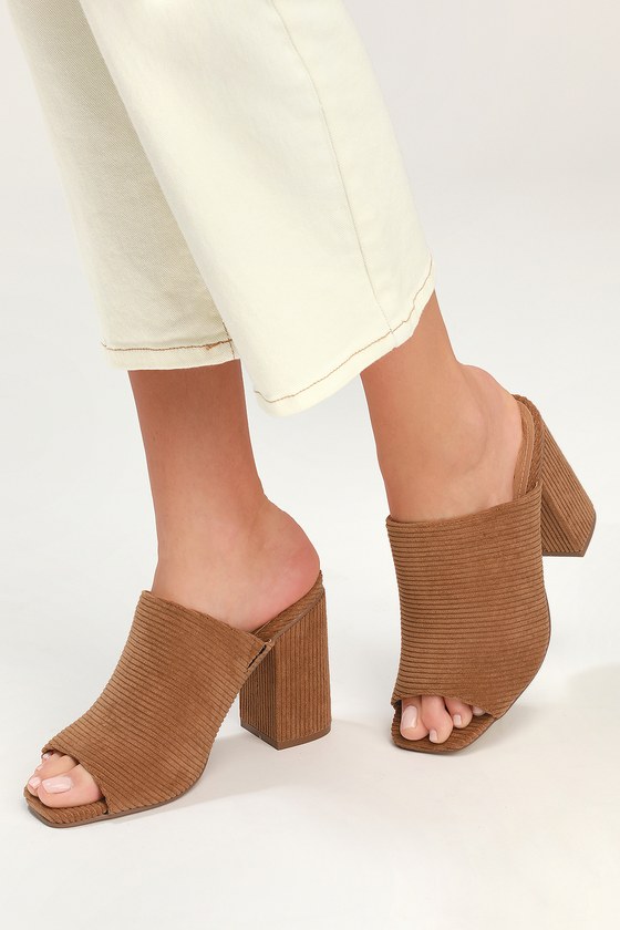 tan pointed mules