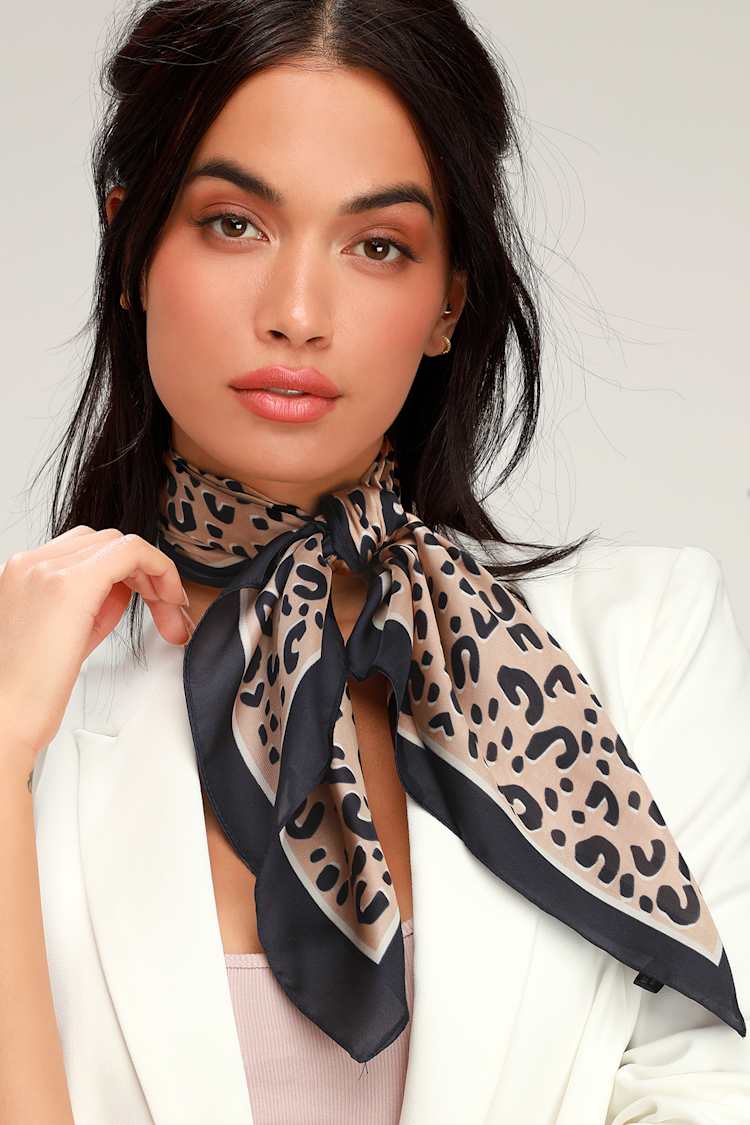 Designer Silk Satin Small Silk Scarf For Women Lightweight, Square, And  Medium Length With Animal Print And Dot Neckerchiefs From Fashion21588,  $7.98