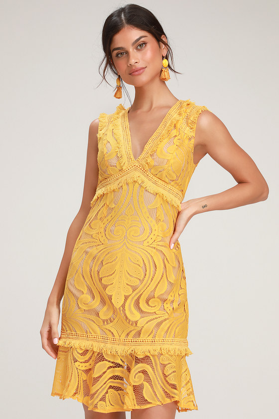 yellow lace gown