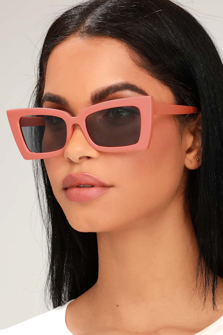 Trendy Square Sunglasses - Pink Sunnies - Thin Square  display picture 1