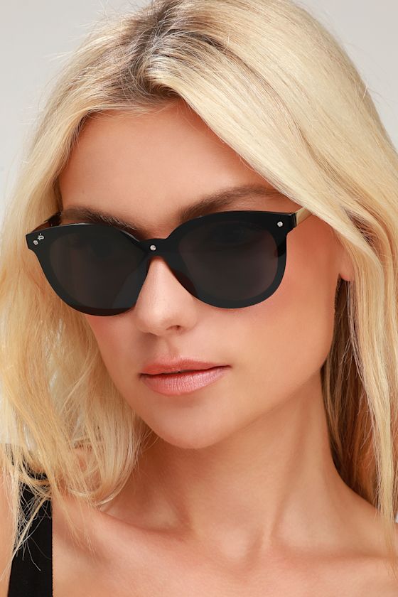 Prive Revaux The Casablanca - Black Round Sunglasses - Lulus