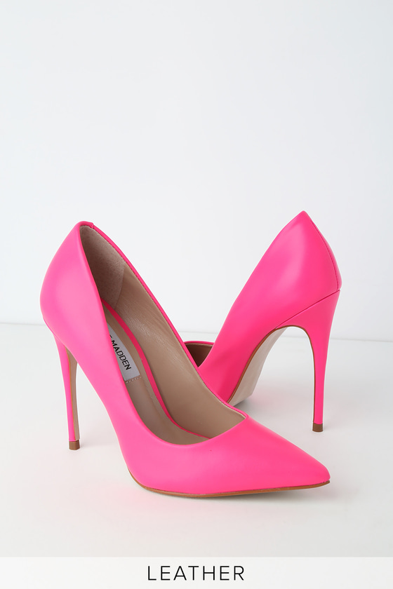 hot pink pump heels