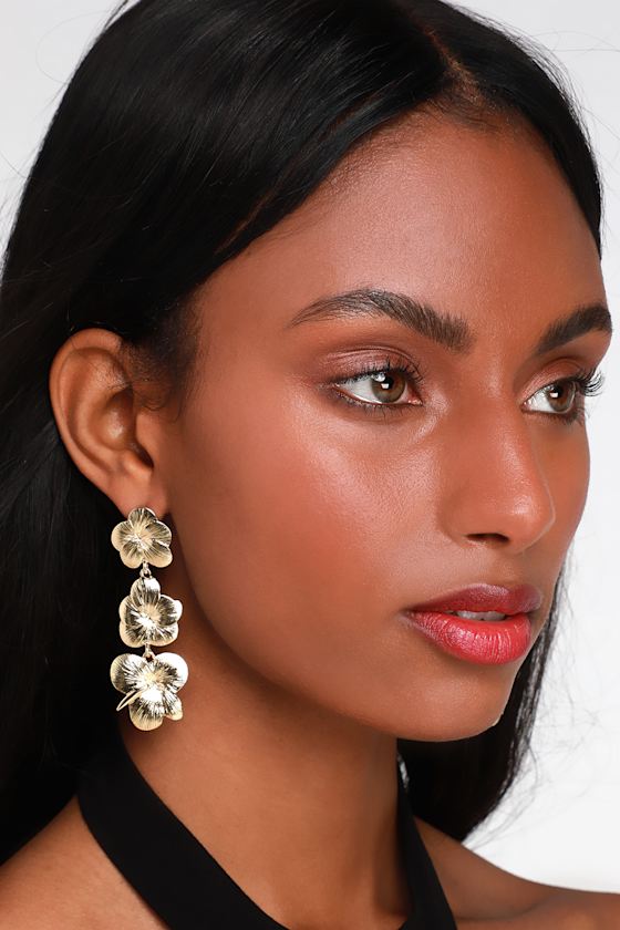 Moana Gold Flower Earrings 1