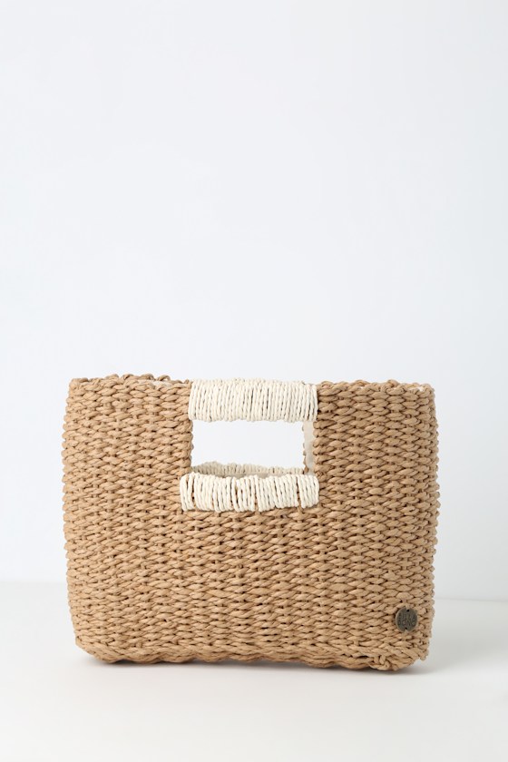 Coastal Dayz Beige Woven Purse 1