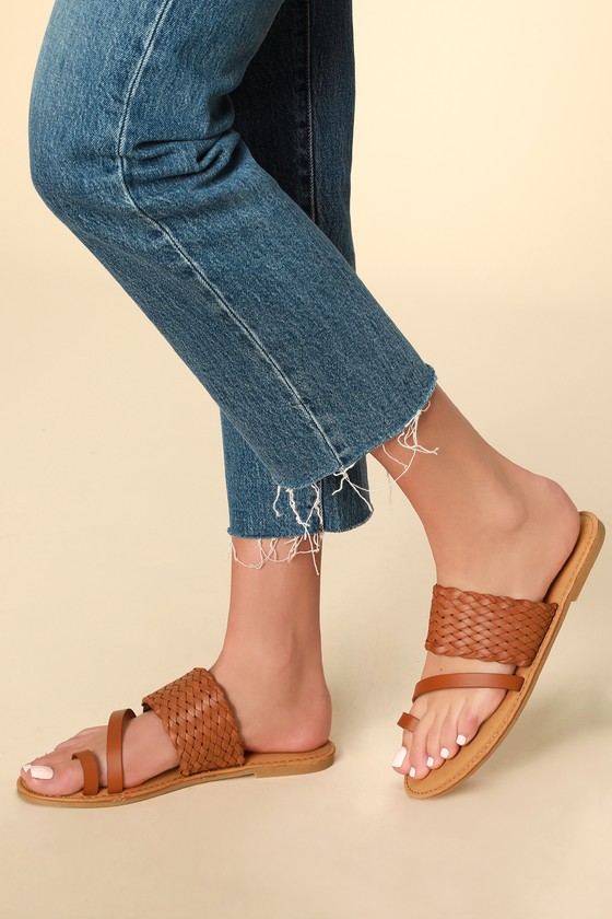 tan sandals wide