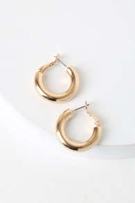 Tantalizing Gold Hoop Earrings 2